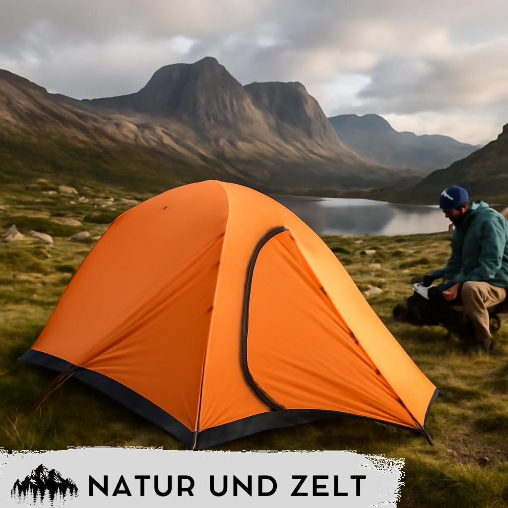 ALT-Text: Ultraleichte Zelte auf einem Campingplatz bei Sonnenaufgang – ideal für leichtes und komfortables Camping in der Natur.